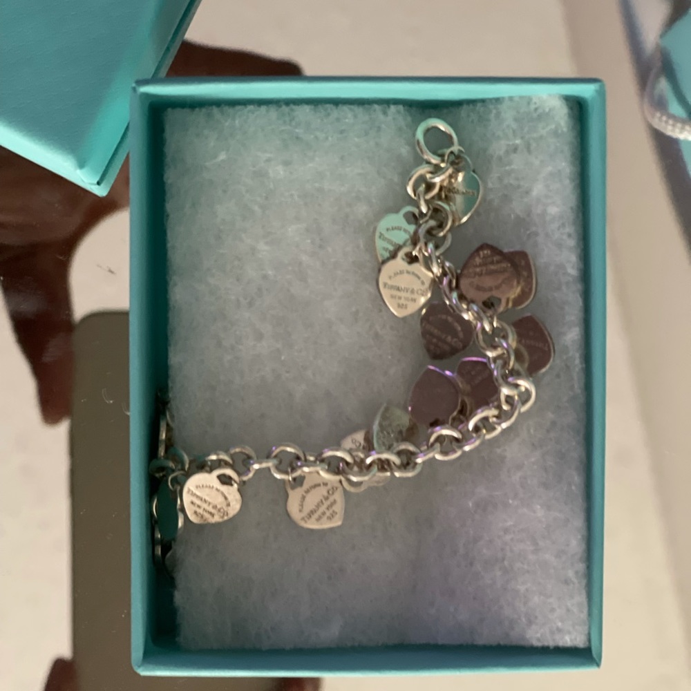 Tiffany & CO  heart bracelet 7.5 inch bracelet